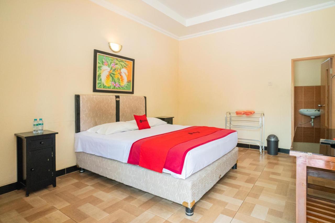 Hotel RedDoorz @ Panglima Sudirman Madiun Zewnętrze zdjęcie