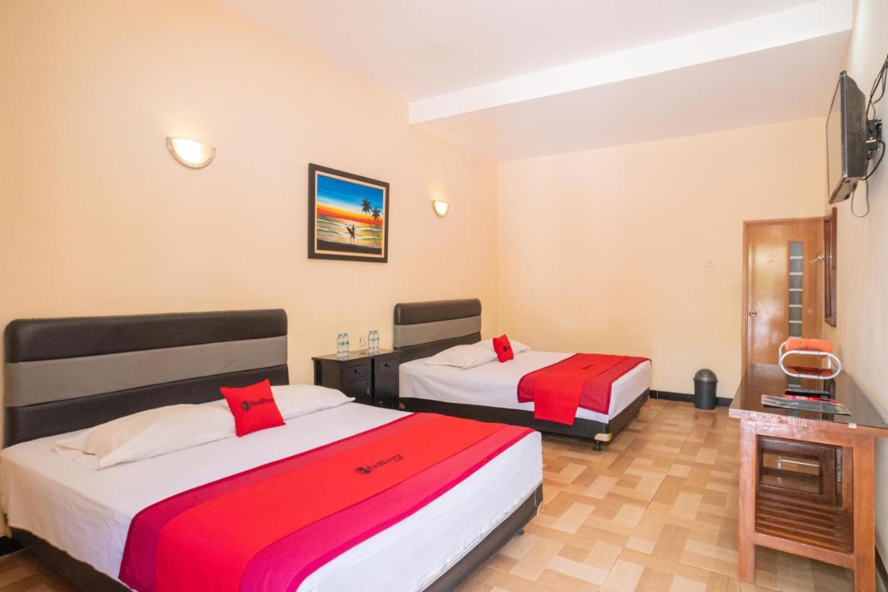 Hotel RedDoorz @ Panglima Sudirman Madiun Zewnętrze zdjęcie