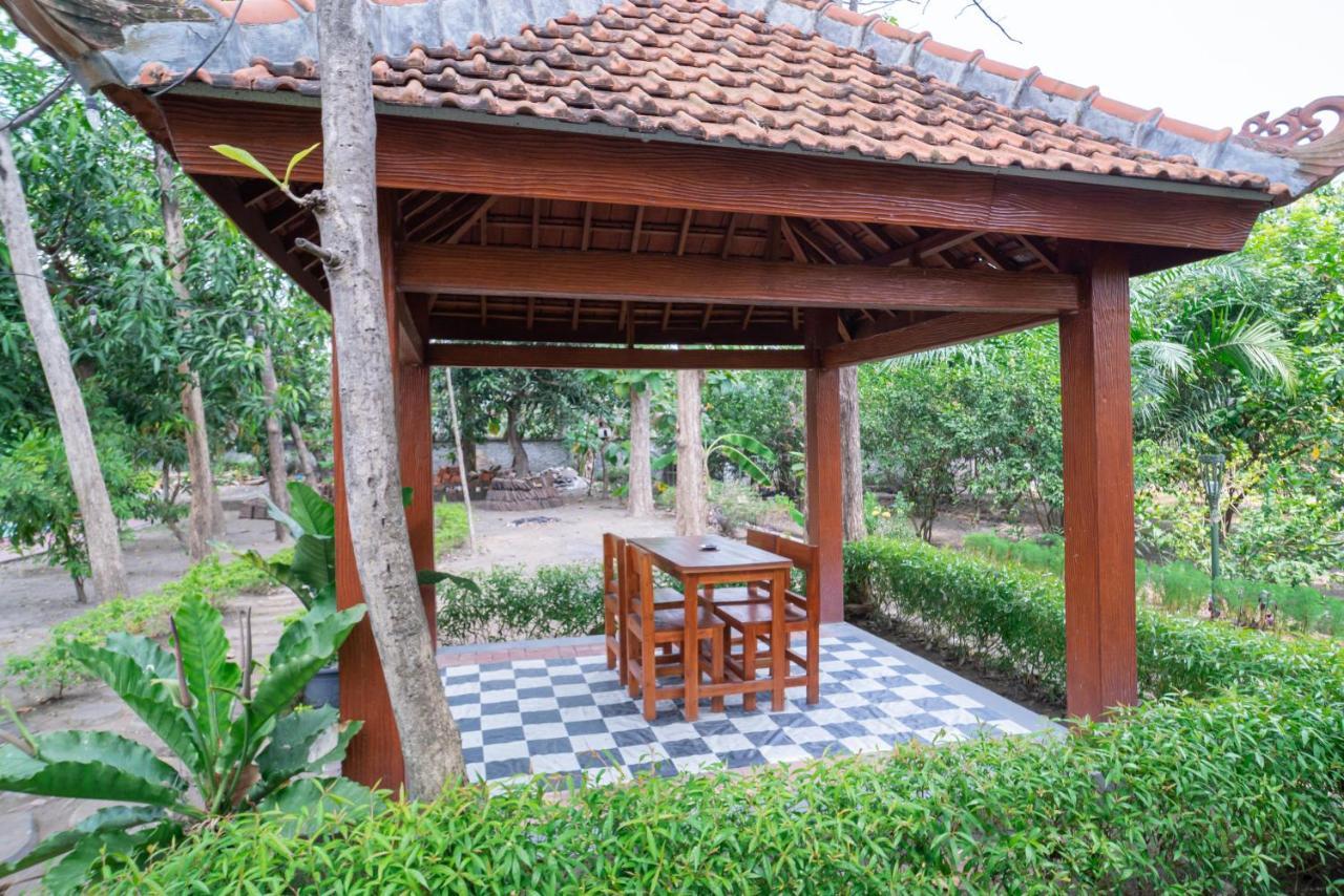 Hotel RedDoorz @ Panglima Sudirman Madiun Zewnętrze zdjęcie
