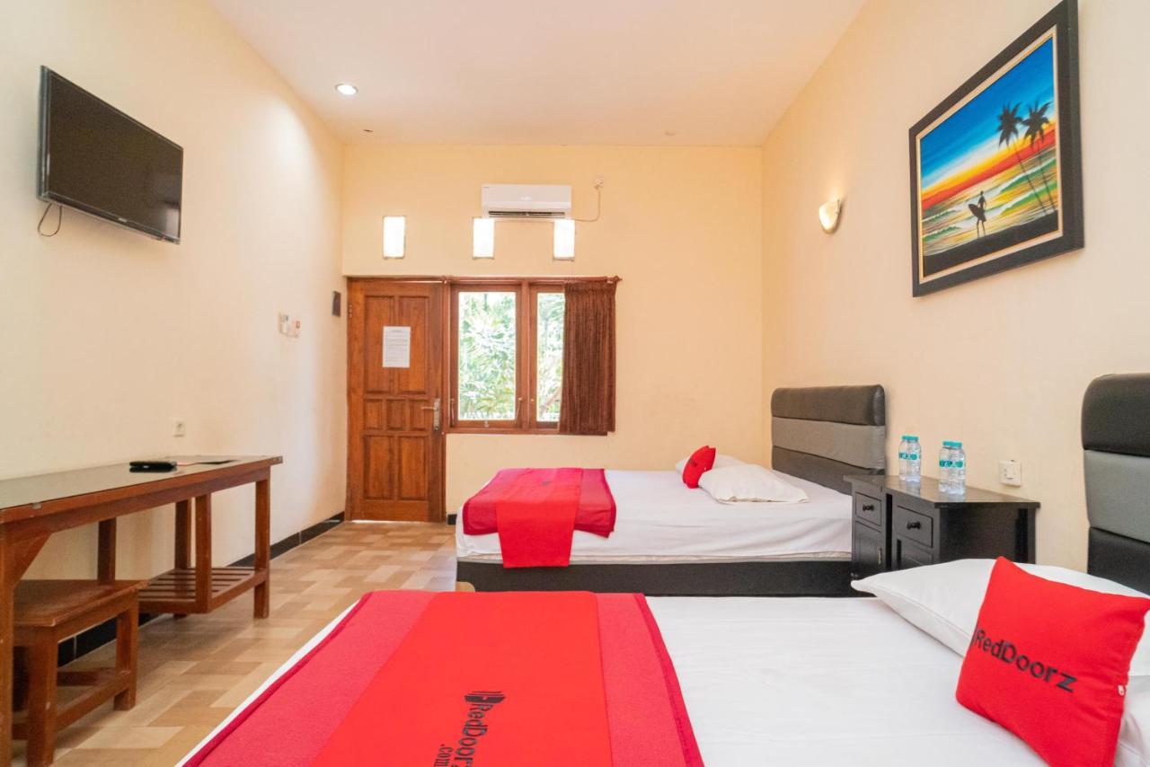 Hotel RedDoorz @ Panglima Sudirman Madiun Zewnętrze zdjęcie